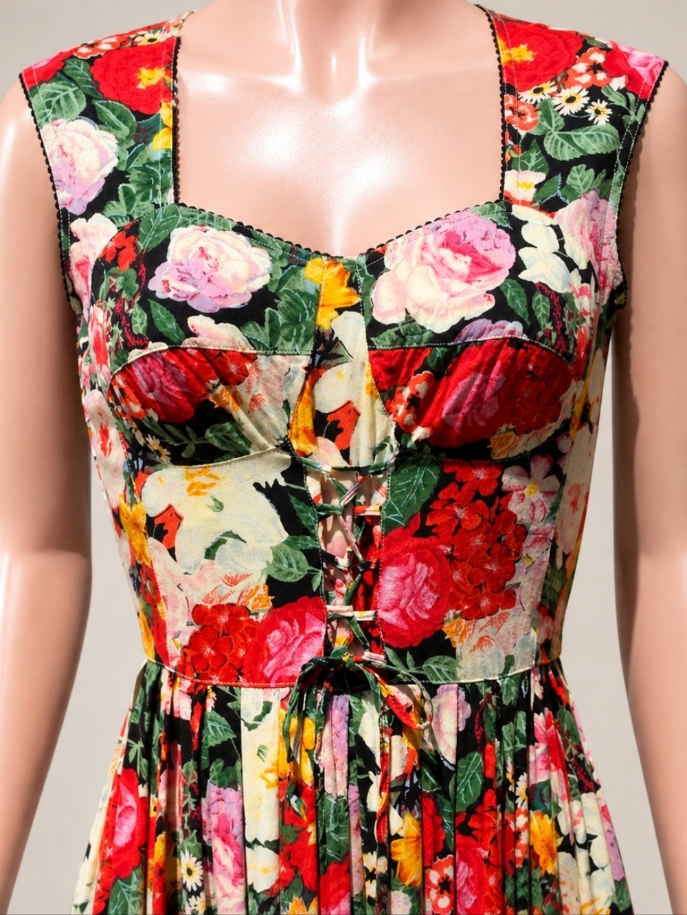 Stunning Vintage Rene’ Derhy Floral Dress